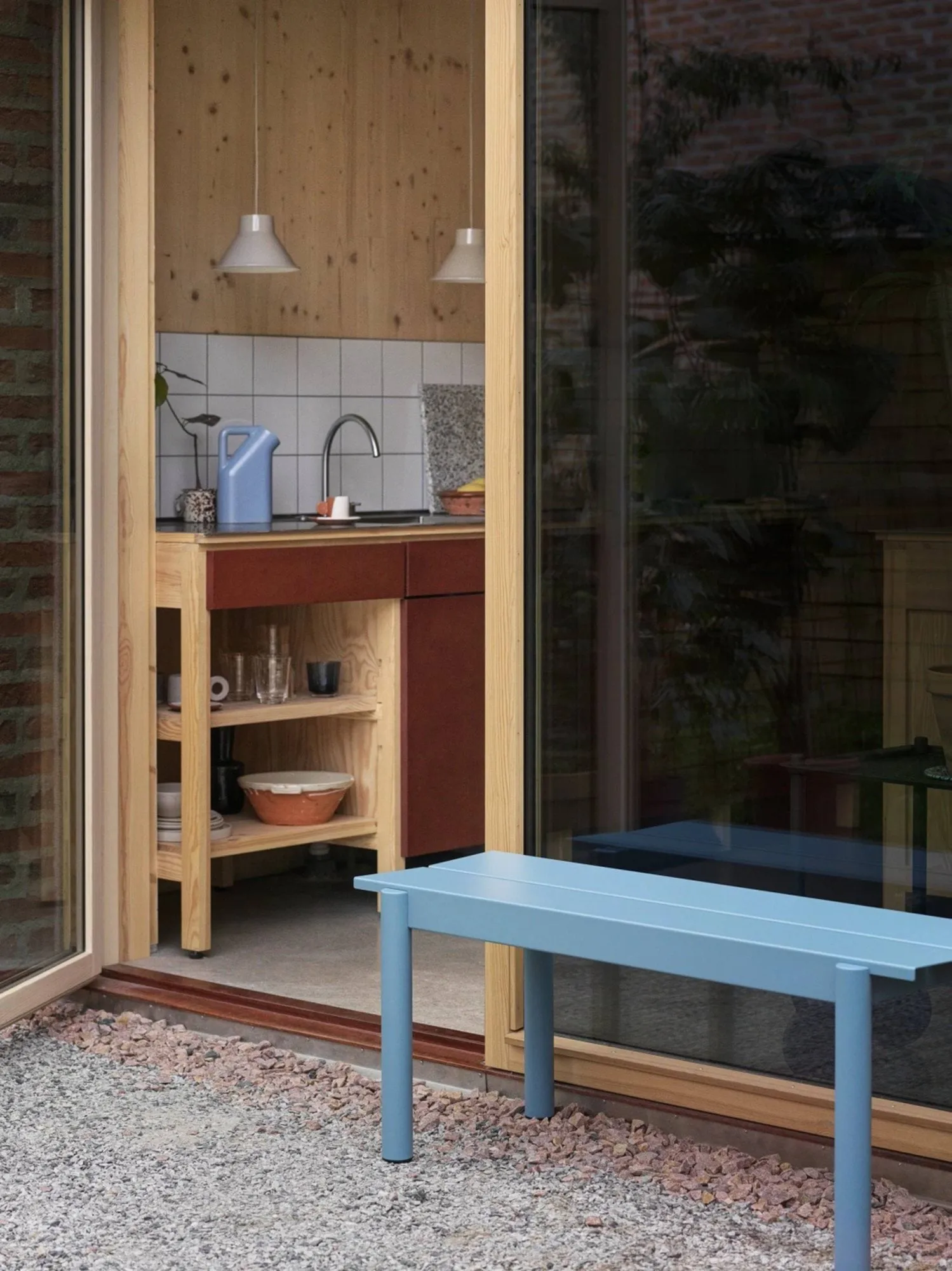 Linear steel bench -penkki 170 x 34 cm, Pale blue Muuto