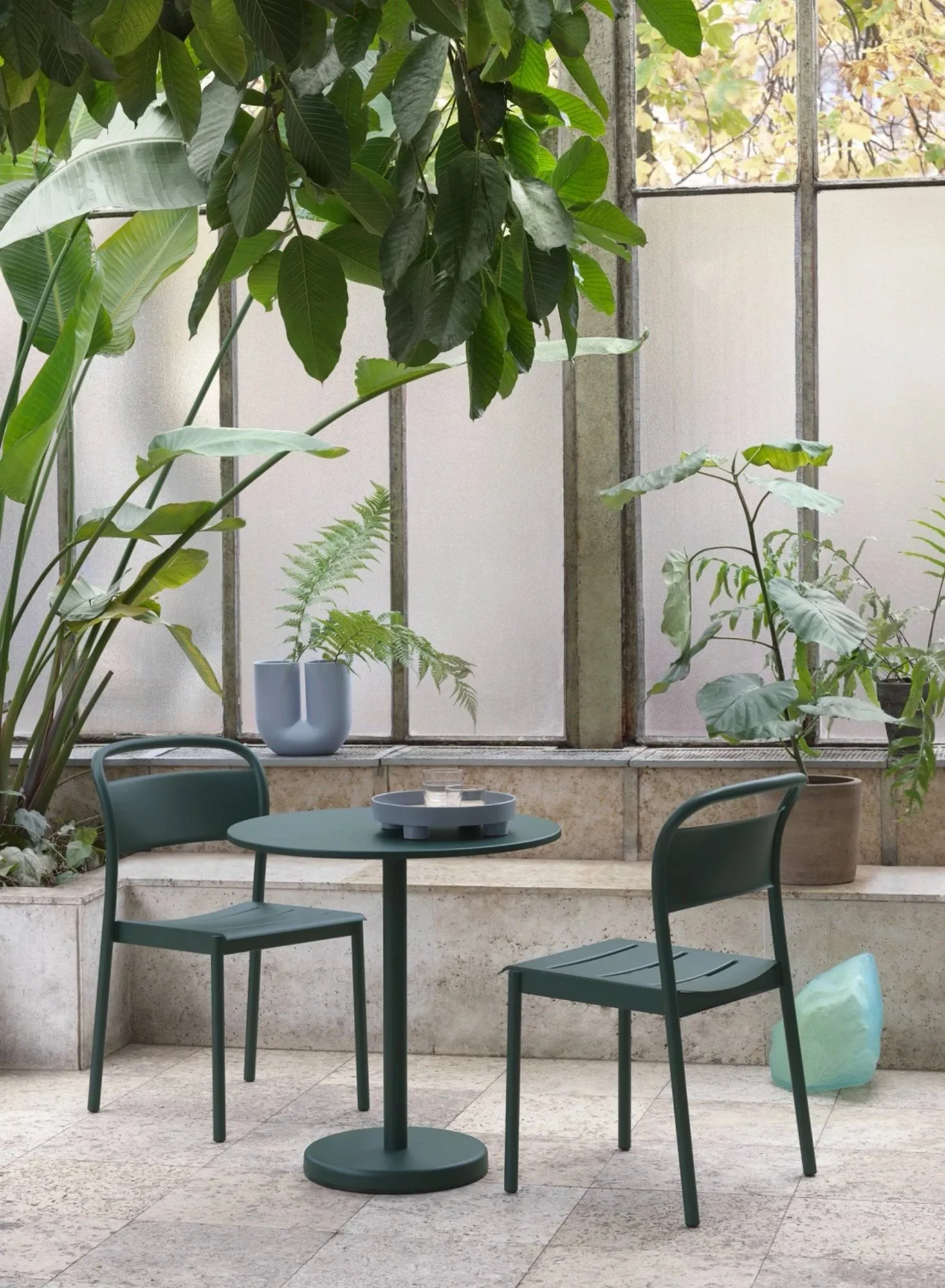 Linear steel side chair -tuoli, Pale blue Muuto
