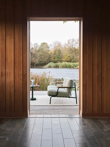 Linear Steel sohvapöytä - Tummanvihreä, Ø42×47 cm - Muuto