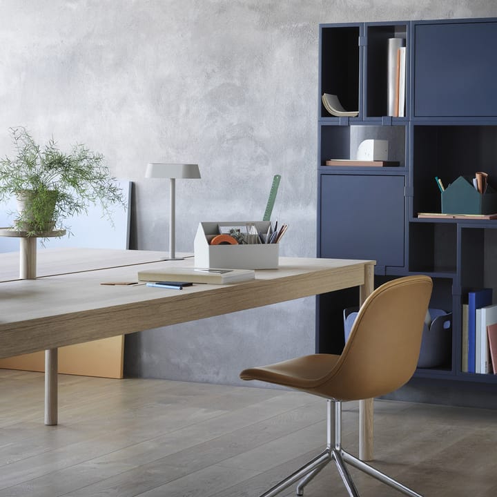 Linear System End Module -pöytä, Black-Oak 142 x 120 cm Muuto
