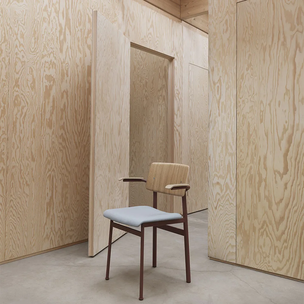 Loft käsinojallinen nojatuoli, Stained dark brown-Black Muuto