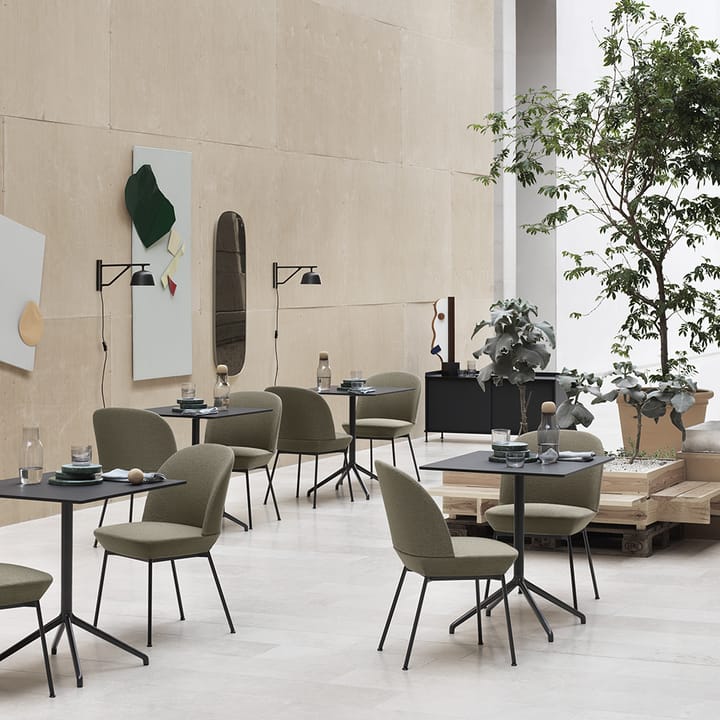 Oslo tuoli kangasverhoiltu, Ocean 3-Anthracite black Muuto