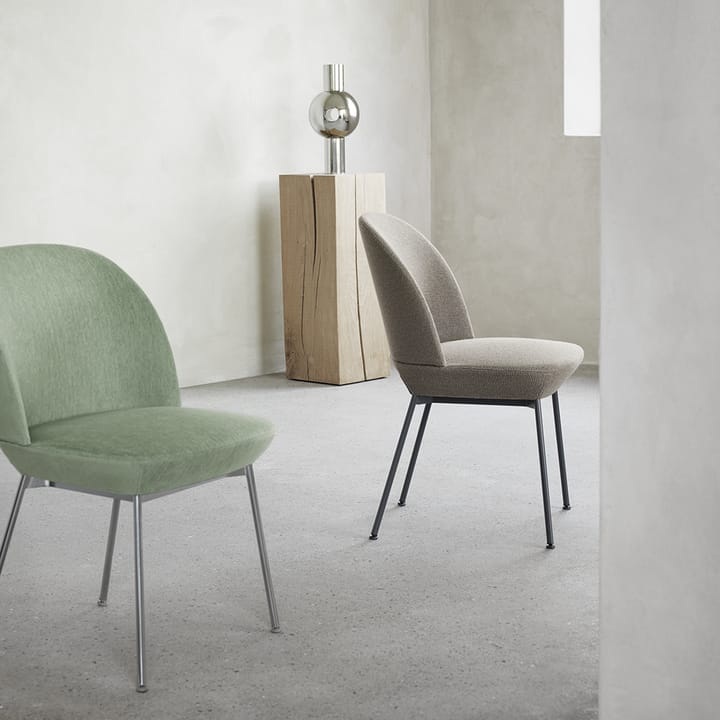 Oslo tuoli kangasverhoiltu, Ocean 80-Anthracite black Muuto