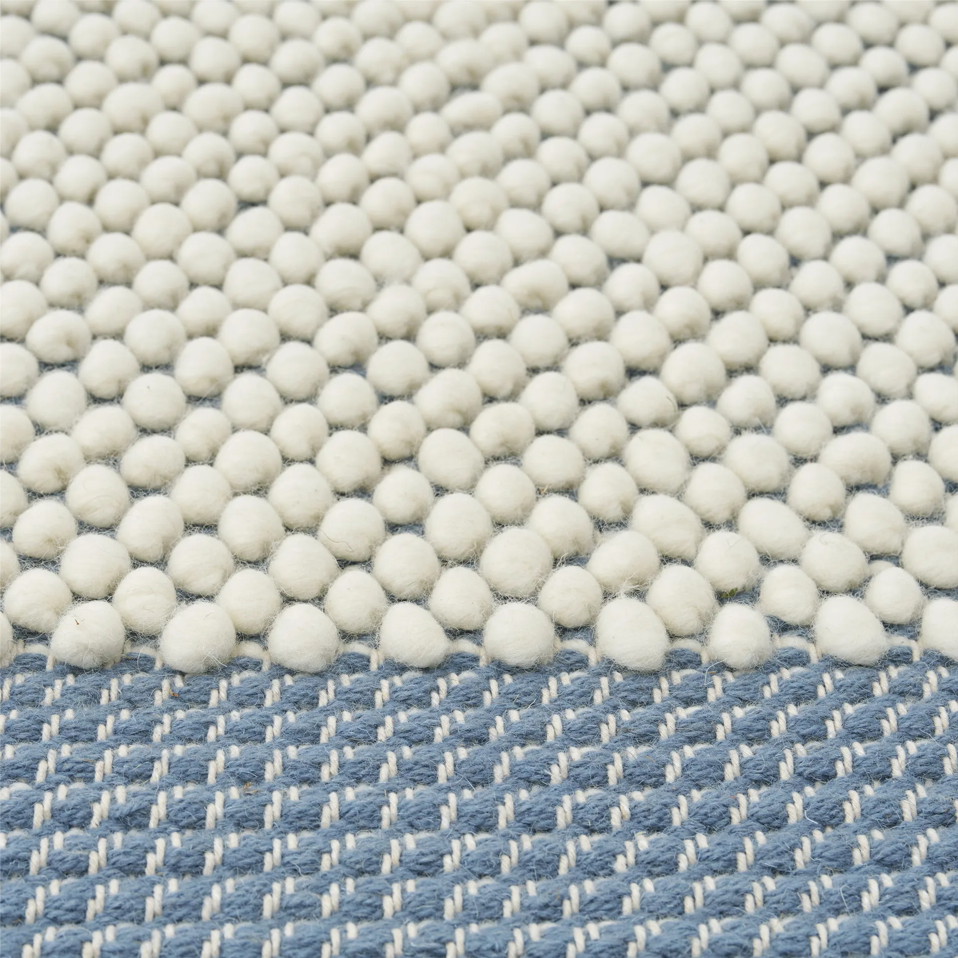 Pebble matto 170 x 240 cm, Pale blue Muuto