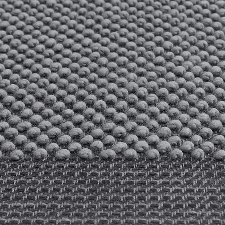 Pebble matto 170 x 240 cm - tummanharmaa - Muuto