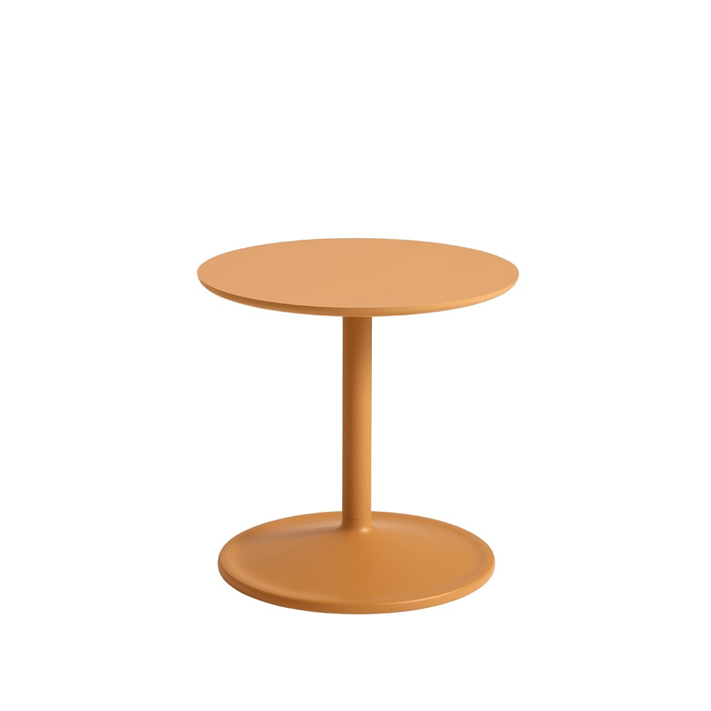 Muuto Soft sivupöytä Ø 41 cm Orange laminate K: 40 cm