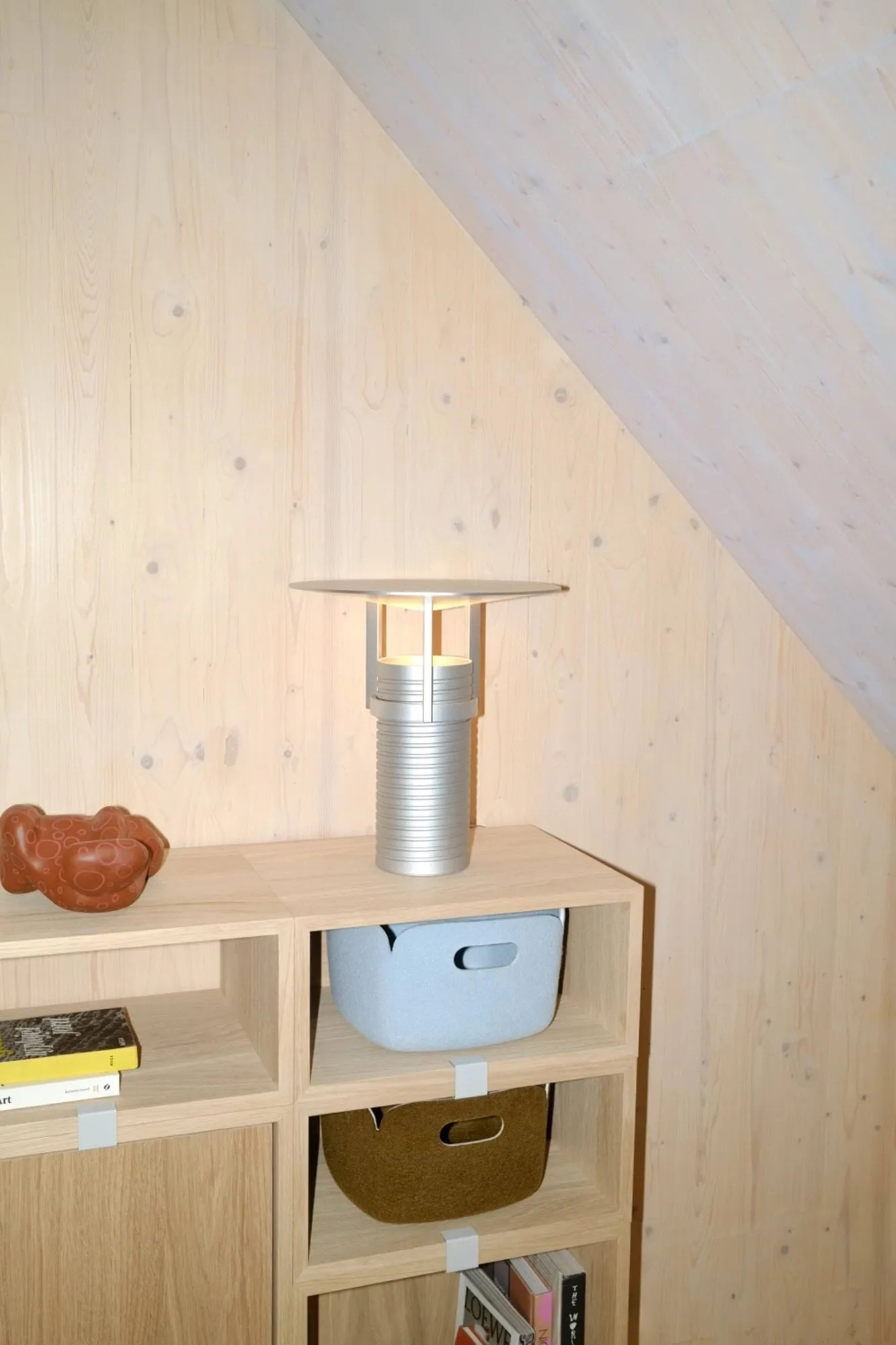 Stacked 2.0 hyllyjärjestelmä avoin, medium, tammi Muuto