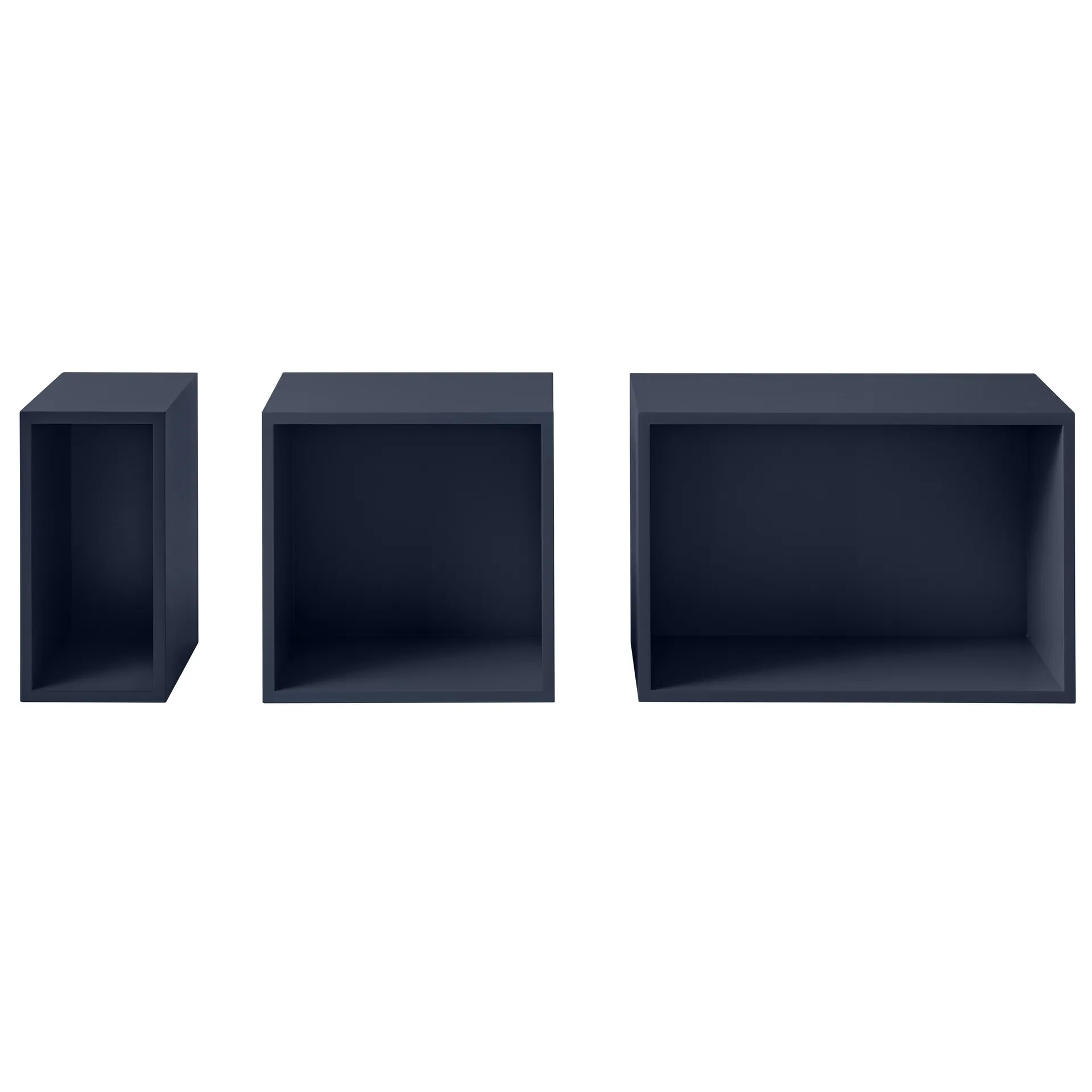 Stacked 2.0 hyllyjärjestelmä taustalevyllä, medium, Keskiyönsininen Muuto