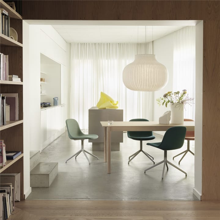 Strand kattovalaisin close, 80 cm Muuto
