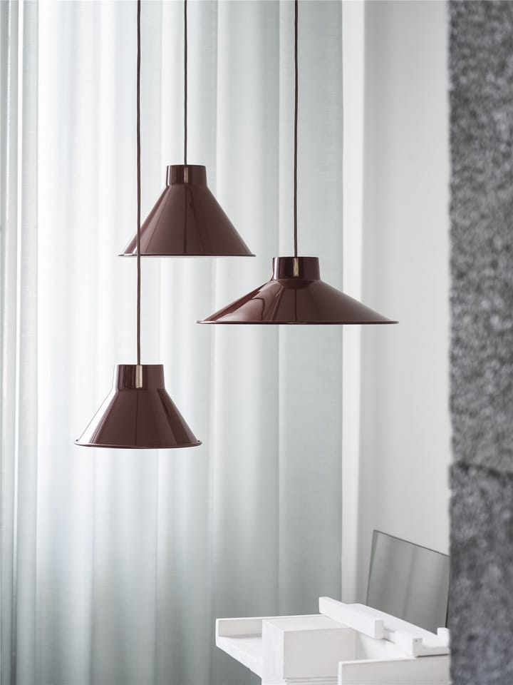 Top kattovalaisin Ø 21 cm, Syvänpunainen Muuto