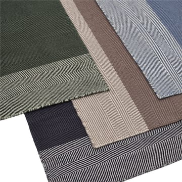 Varjo matto 200x300 cm - Dark green - Muuto