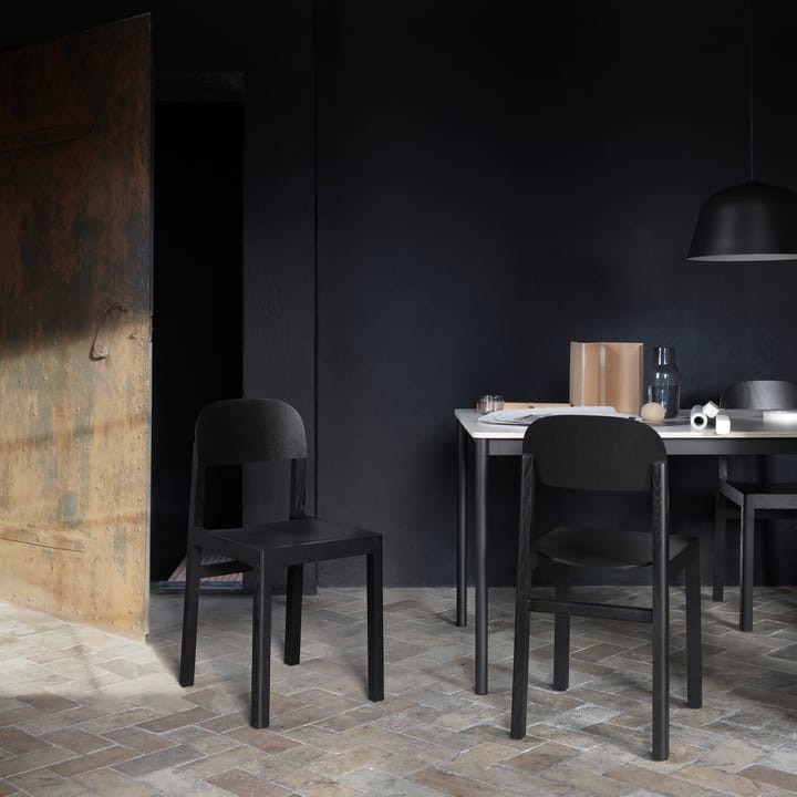 Workshop tuoli, Musta Muuto
