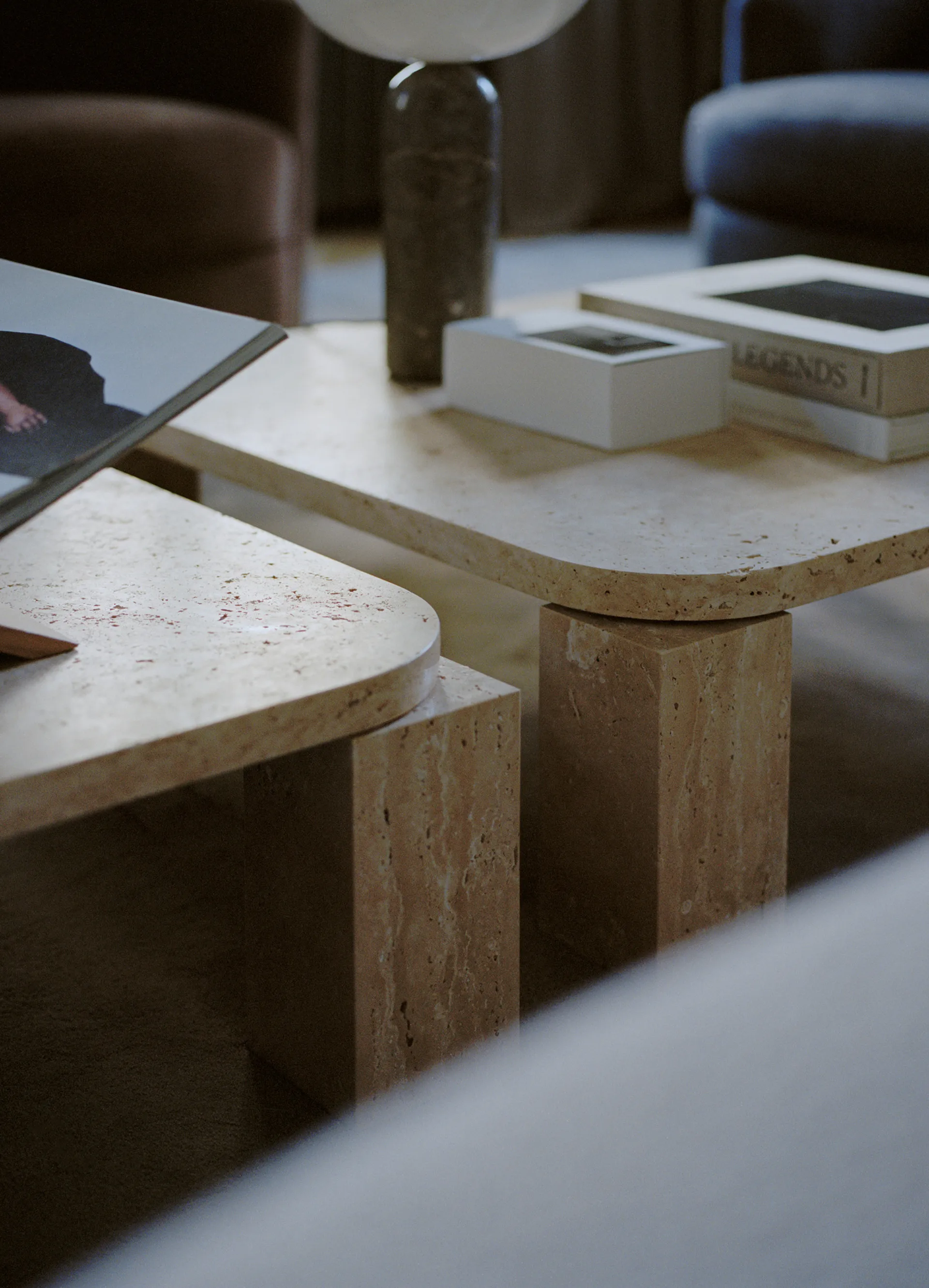 Atlas sohvapöytä 82x82 cm, Unfilled Travertine New Works