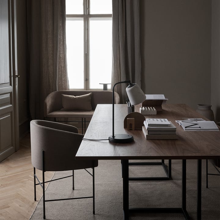 Florence ruokapöytä suorakulmainen, Walnut, musta runko New Works