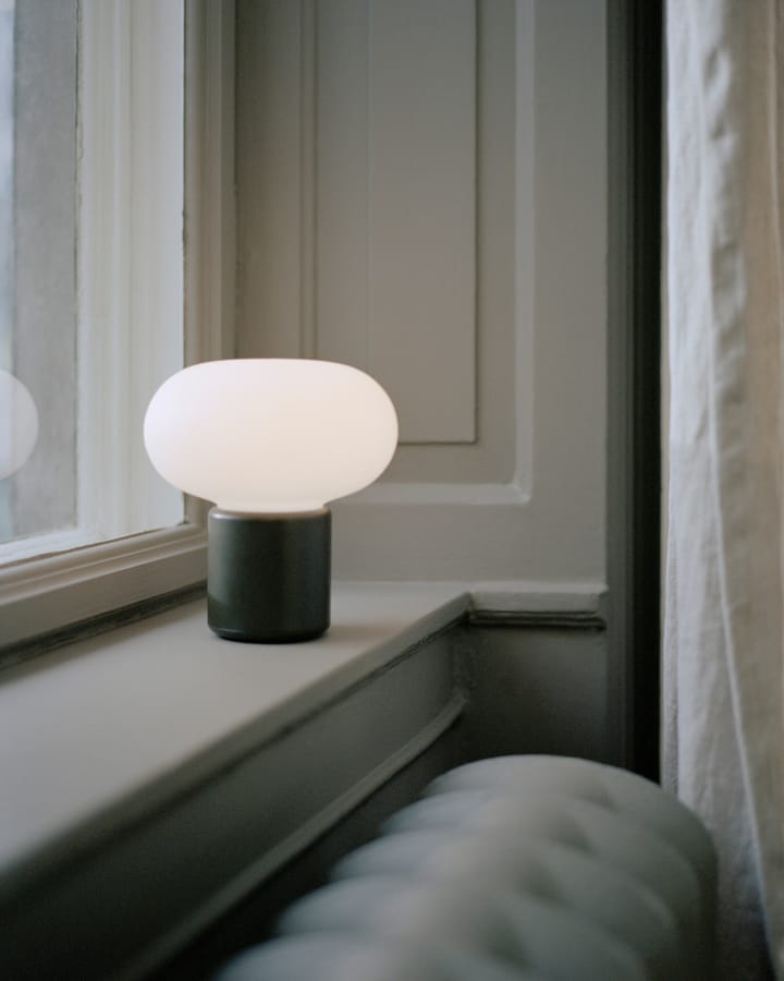 Karl-Johan pöytävalaisin kannettava, Forest green New Works