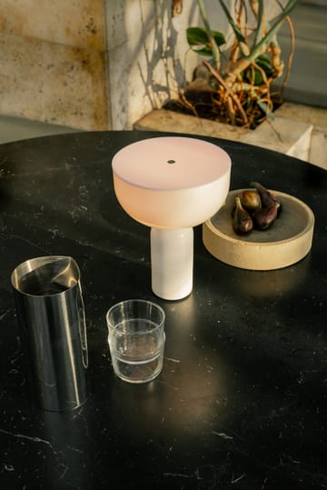 Kizu portable pöytävalaisin - White marble - New Works