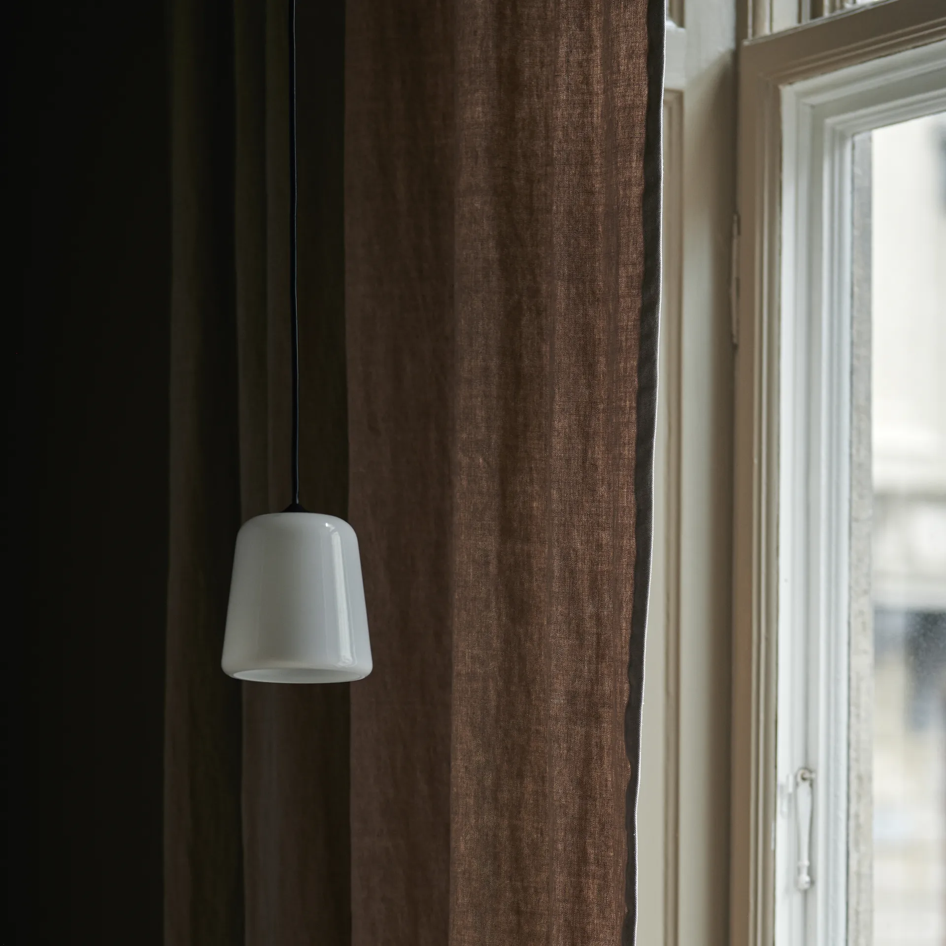 Materiaali riippuvalaisin, White opal glass New Works