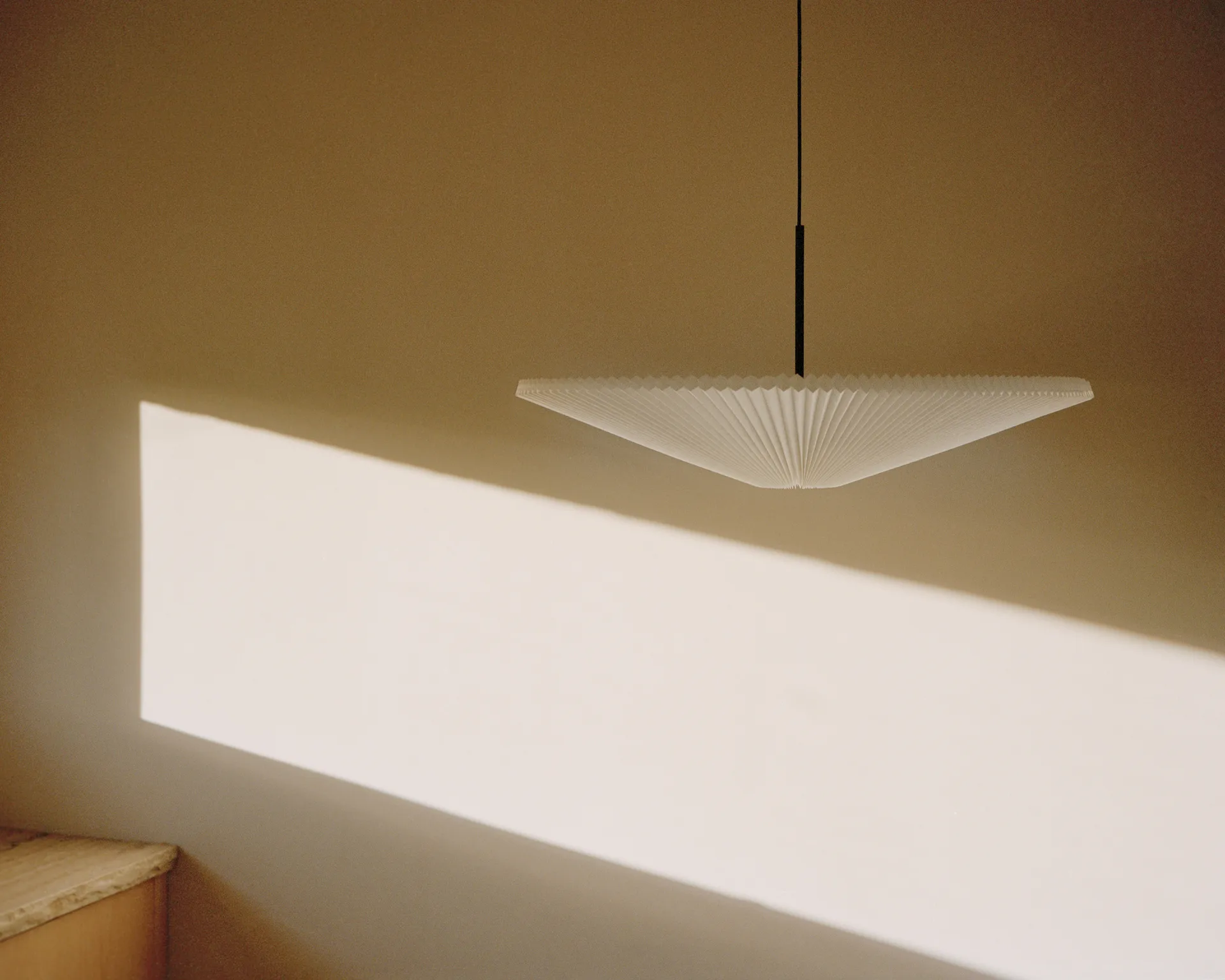 Nebra Small kattovalaisin Ø40-70 cm, White New Works