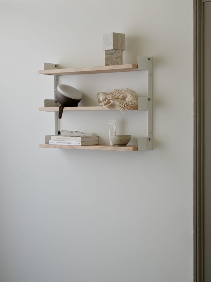 New Works Tea Shelf seinään kiinnitettävä hylly 46 x 62,5 cm, Tammi New Works