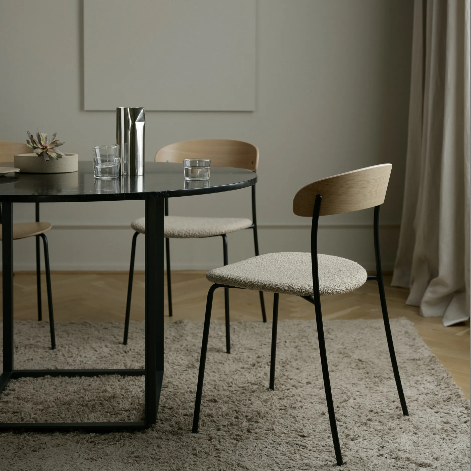 Pleat karahvi, Ruostumaton teräs New Works