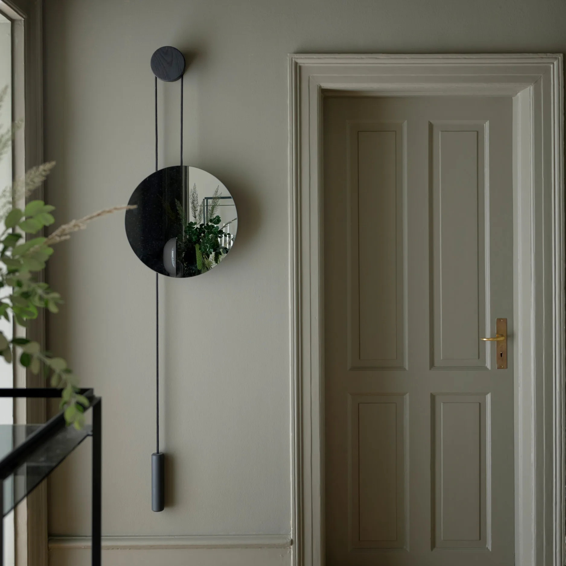 Rise and Shine -peili, Burned oak-steel weight New Works