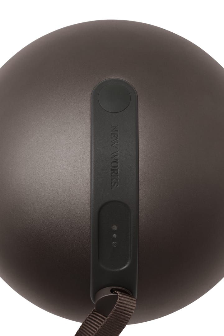 Sphere portable valaisin, Dark bronze New Works