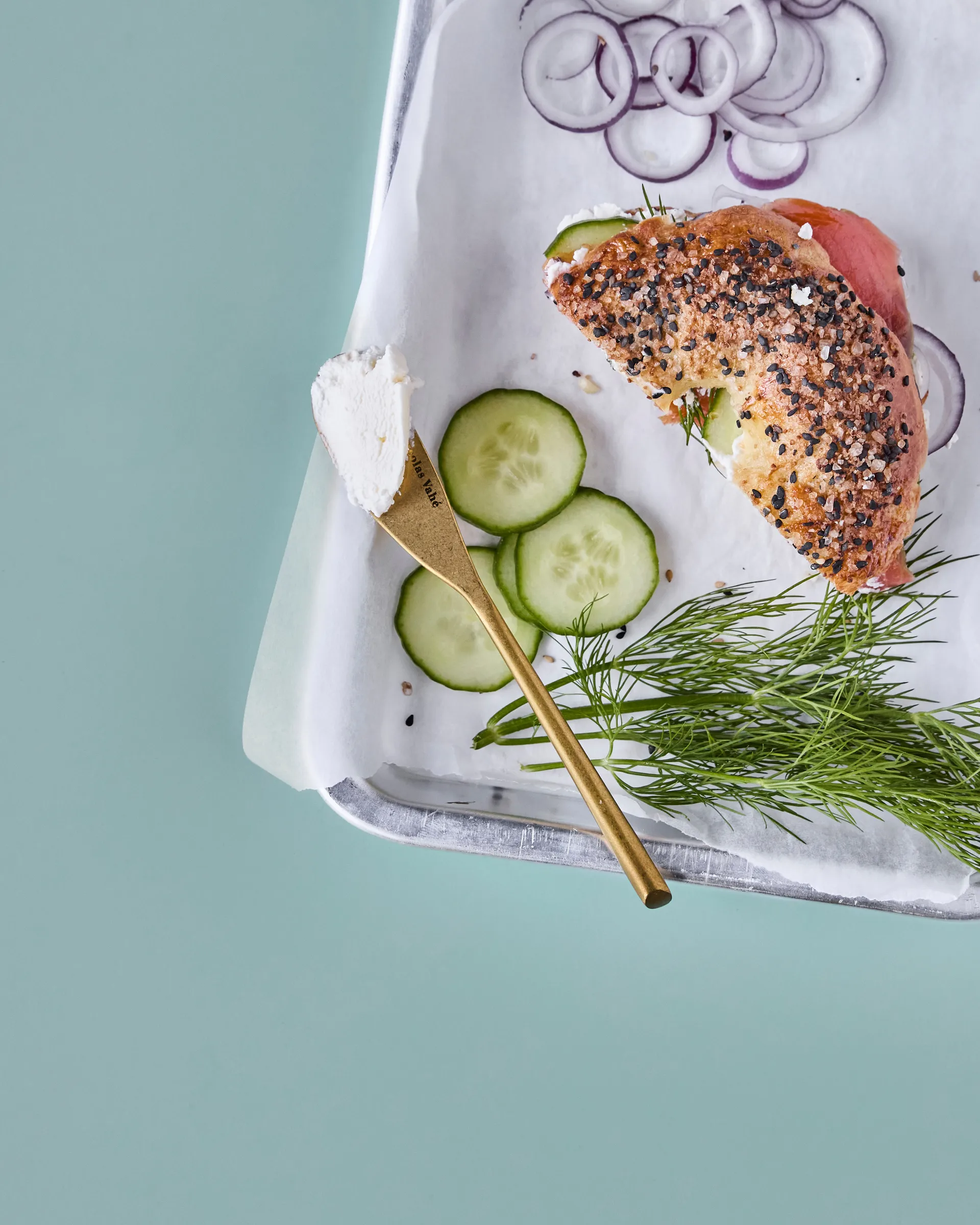 Nicolas Vahé voiveitsi 4 kpl, Antiikkikultafinish Nicolas Vahé