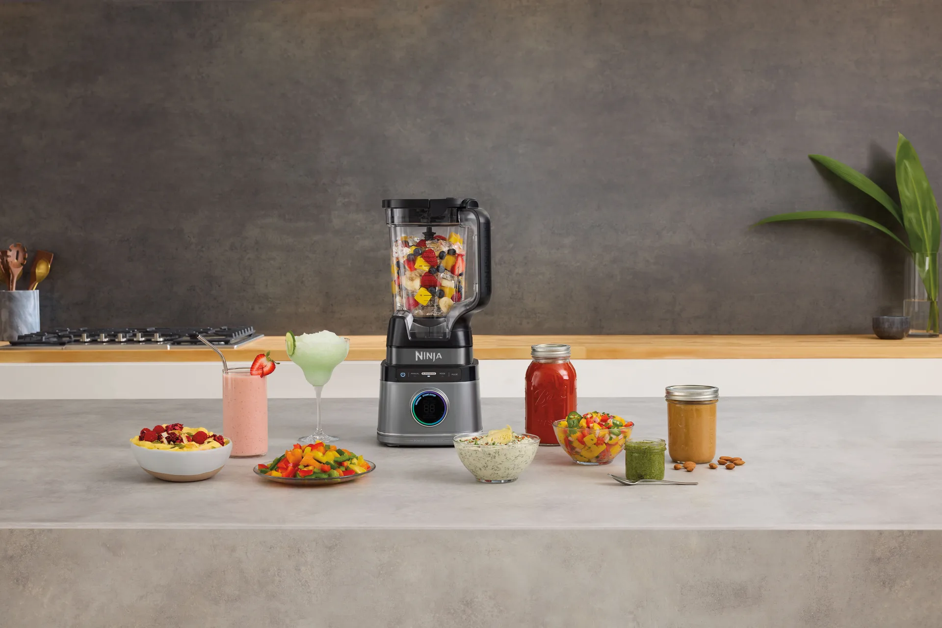 Ninja Detect TB201 tehosekoitin 1,9 l, Musta Ninja