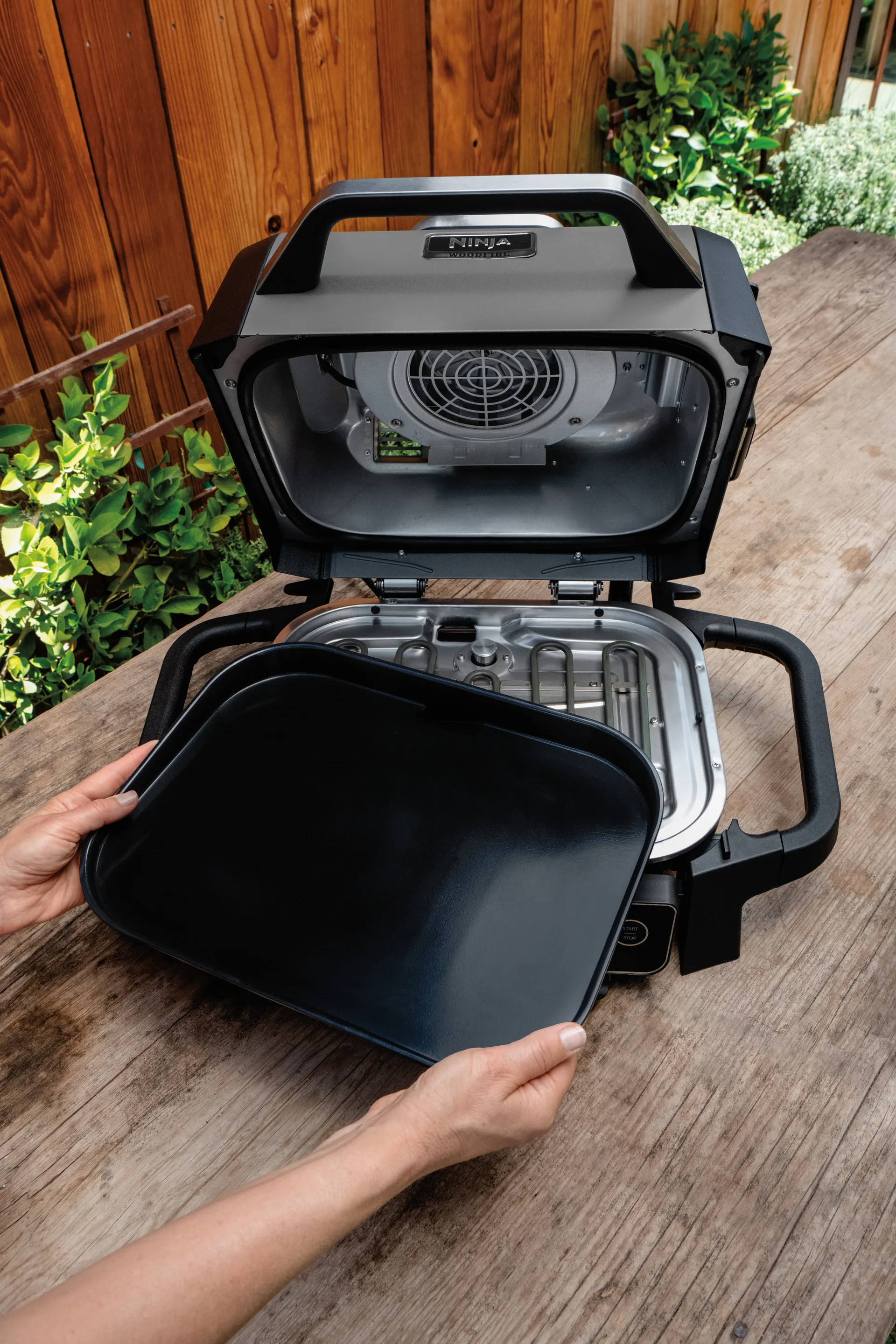 Ninja Woodfire BBQ-levy 28x37 cm, Musta Ninja