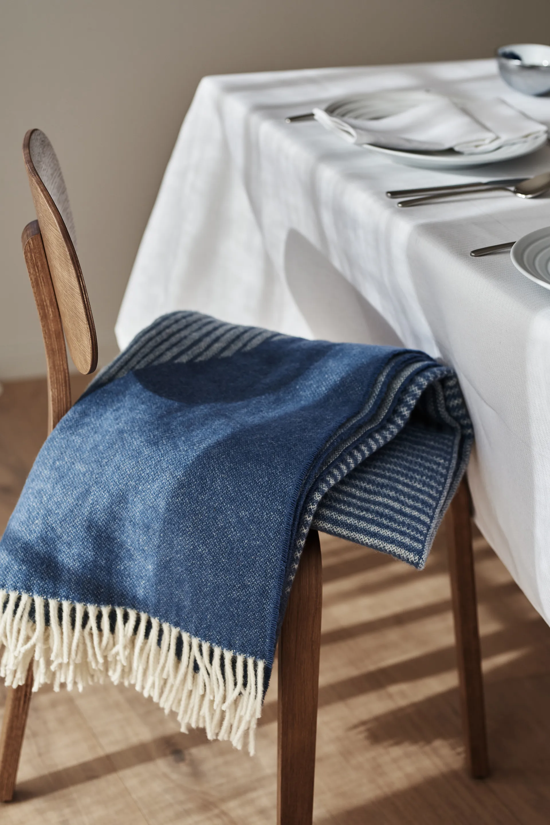 Circles villahuopa 130x185 cm, Sininen NJRD