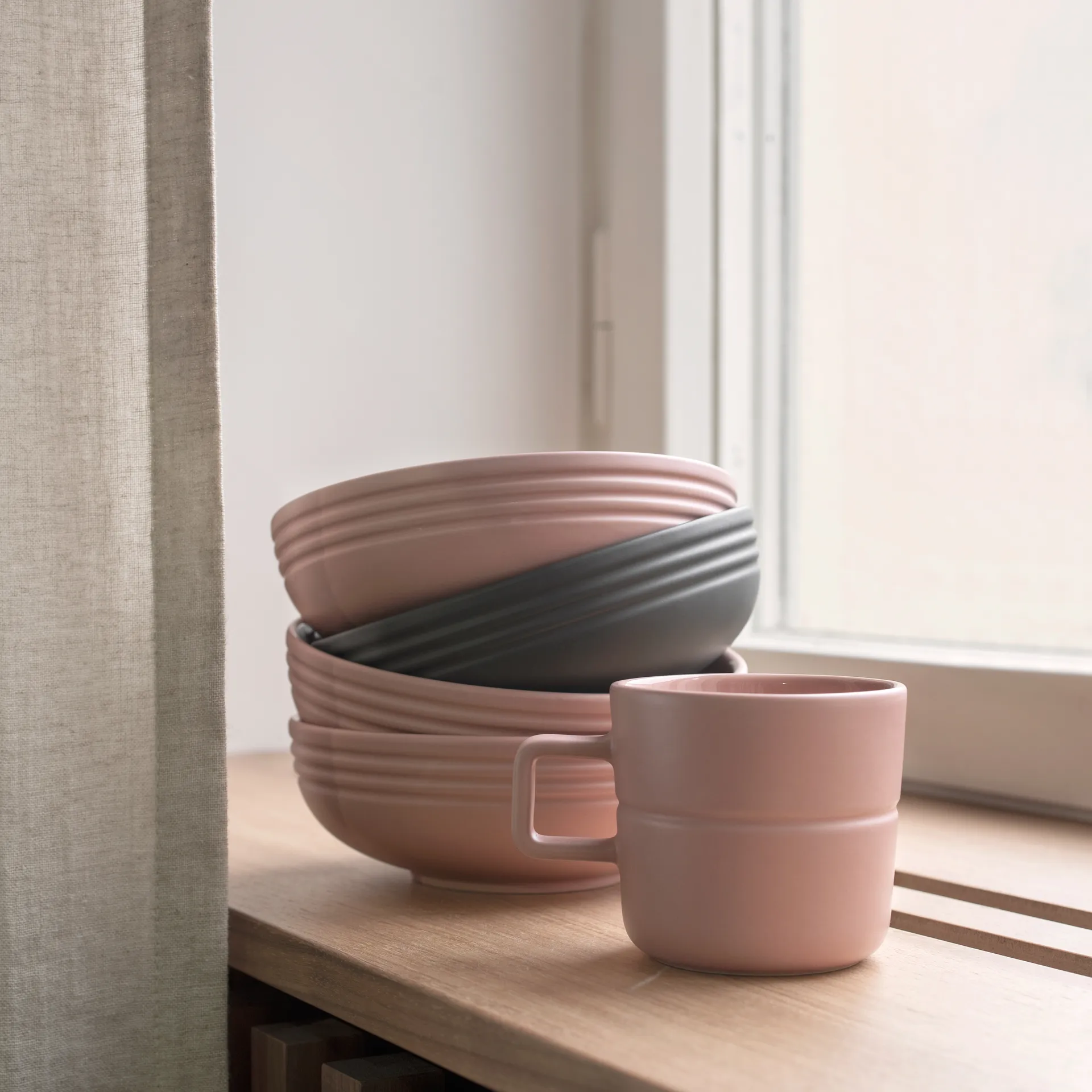 Lines-kulho Ø 16 cm, vaaleanpunainen NJRD