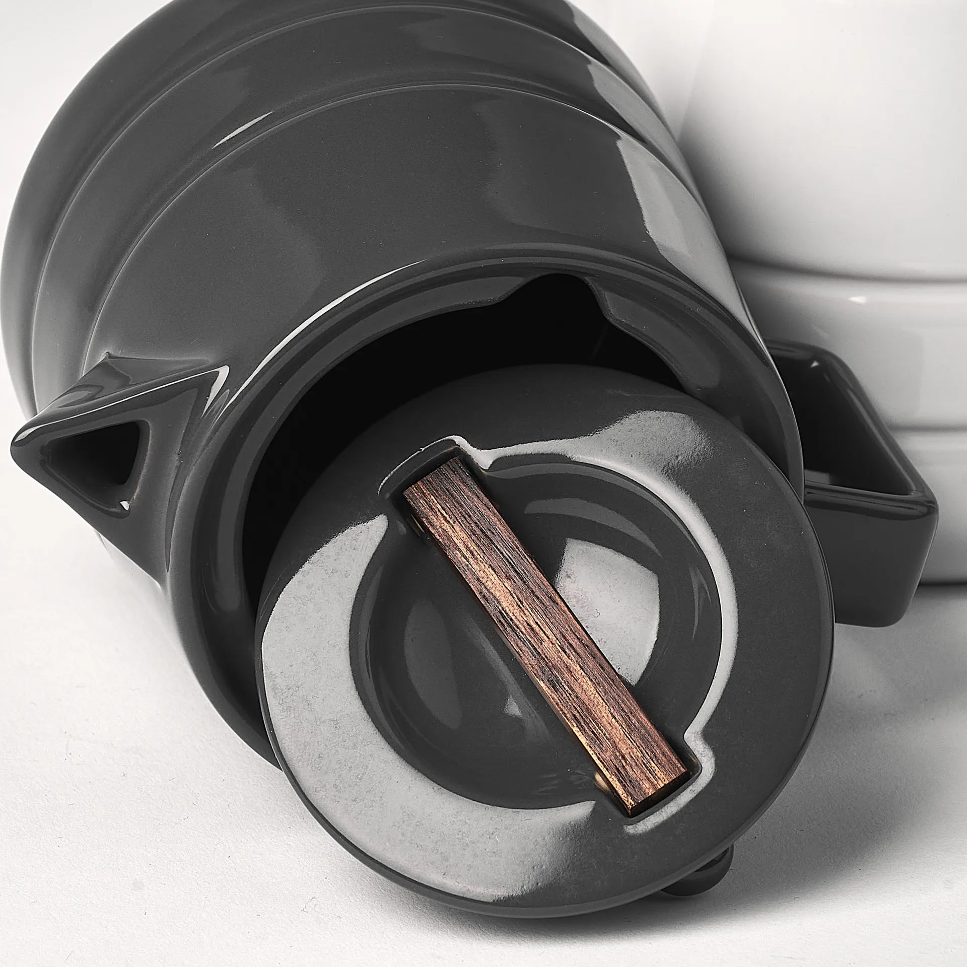 Lines-maitokannu 50 cl, tummanharmaa NJRD