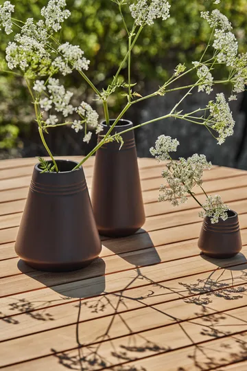 Lines maljakko 22 cm - Ruskea - NJRD