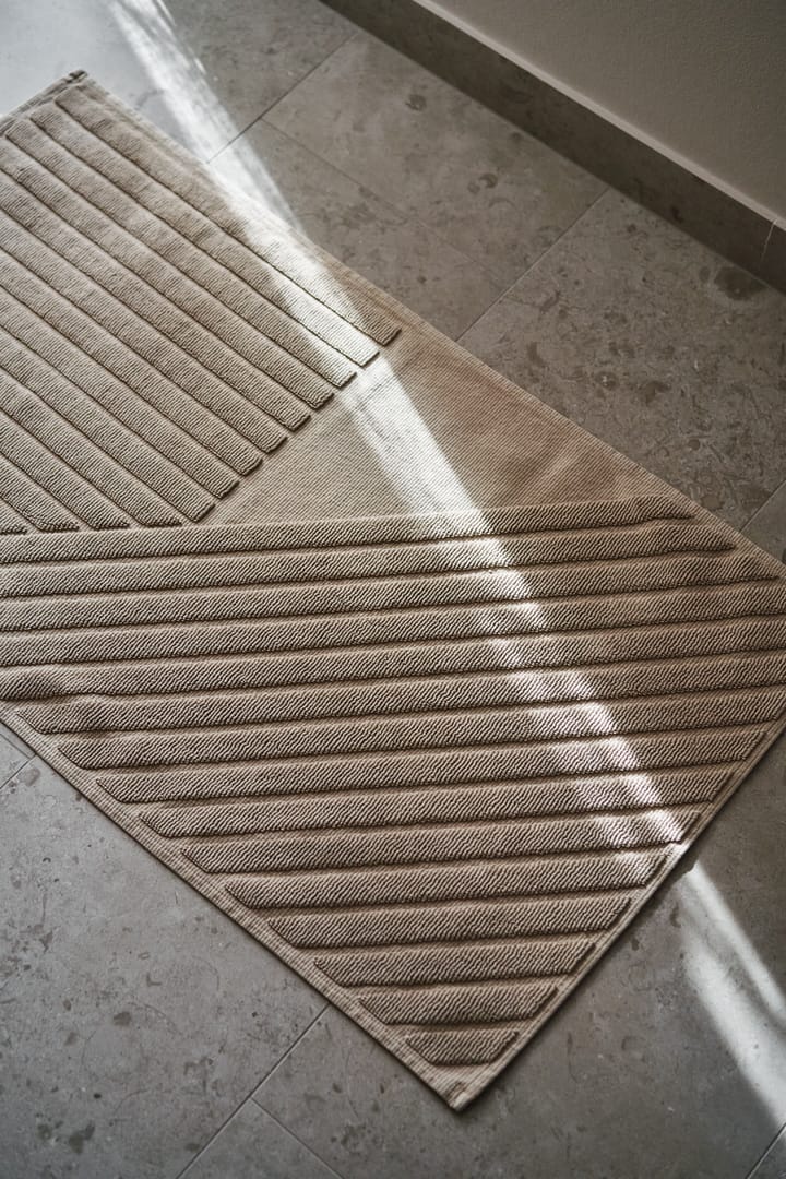 Stripes kylpyhuoneenmatto 50x90 cm, Beige NJRD
