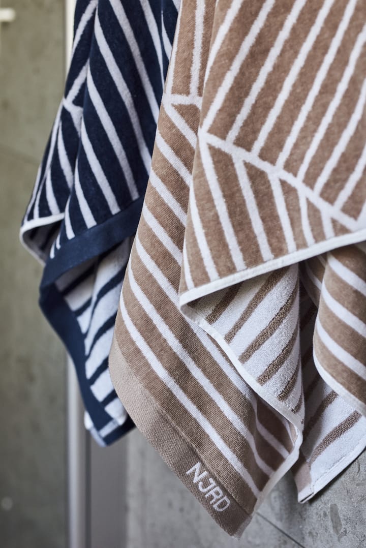 Stripes kylpypyyhe 70x140 cm, Beige NJRD