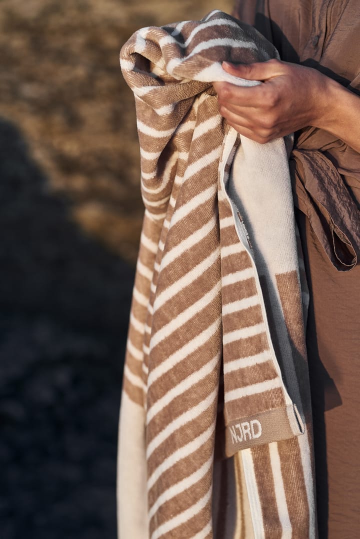 Stripes kylpypyyhe 70x140 cm, Beige NJRD