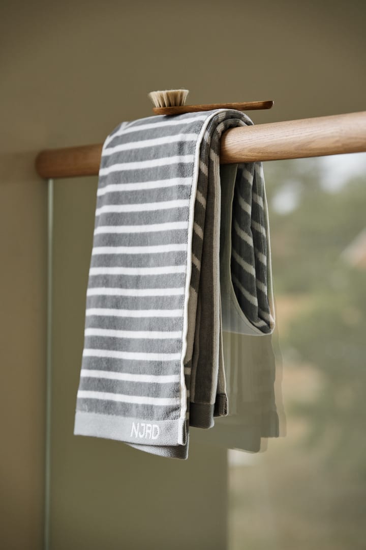 Stripes kylpypyyhe 70x140 cm, Harmaa NJRD