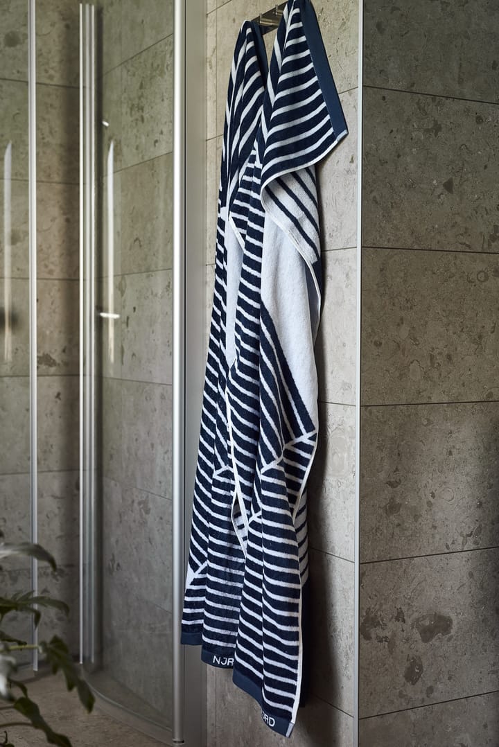 Stripes kylpypyyhe 70x140 cm, Sininen NJRD