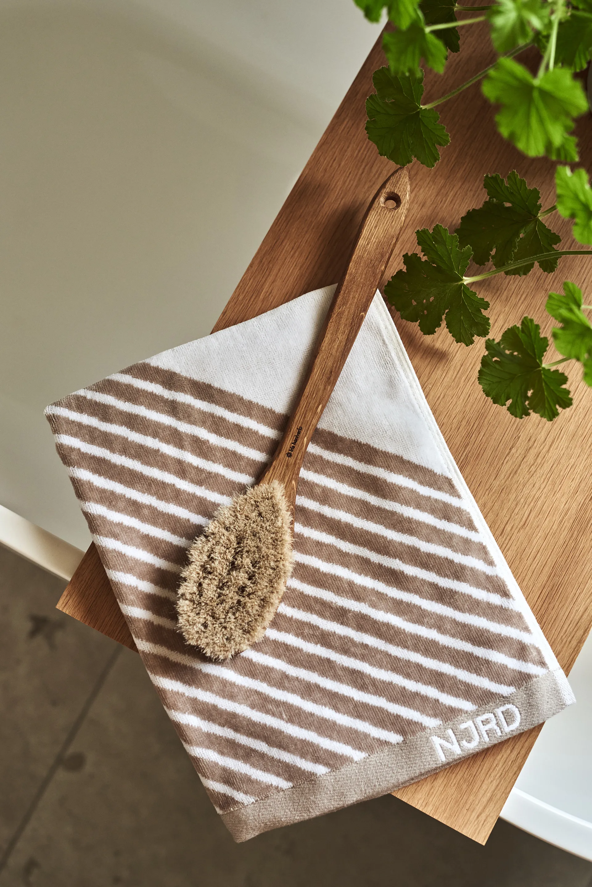Stripes pyyhesetti 4 osaa - Beige,  NJRD