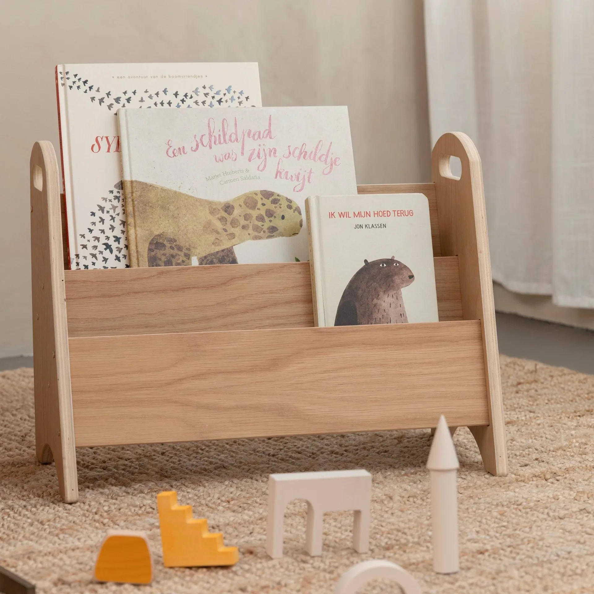 Book holder kirjahylly lapsille, Tammi Nofred