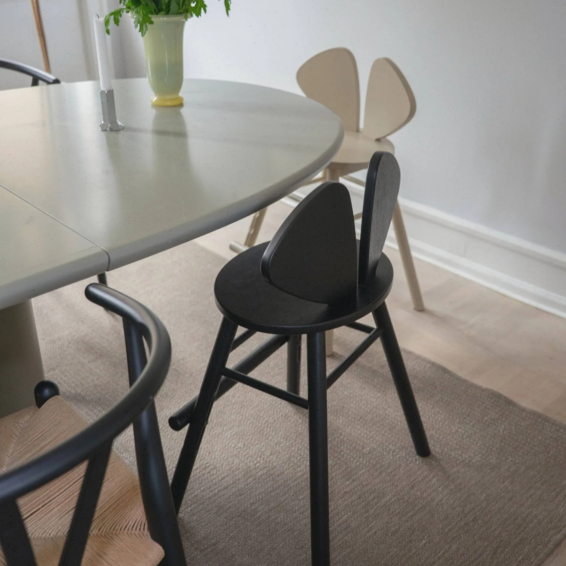 Mouse Chair Junior tuoli, Musta Nofred