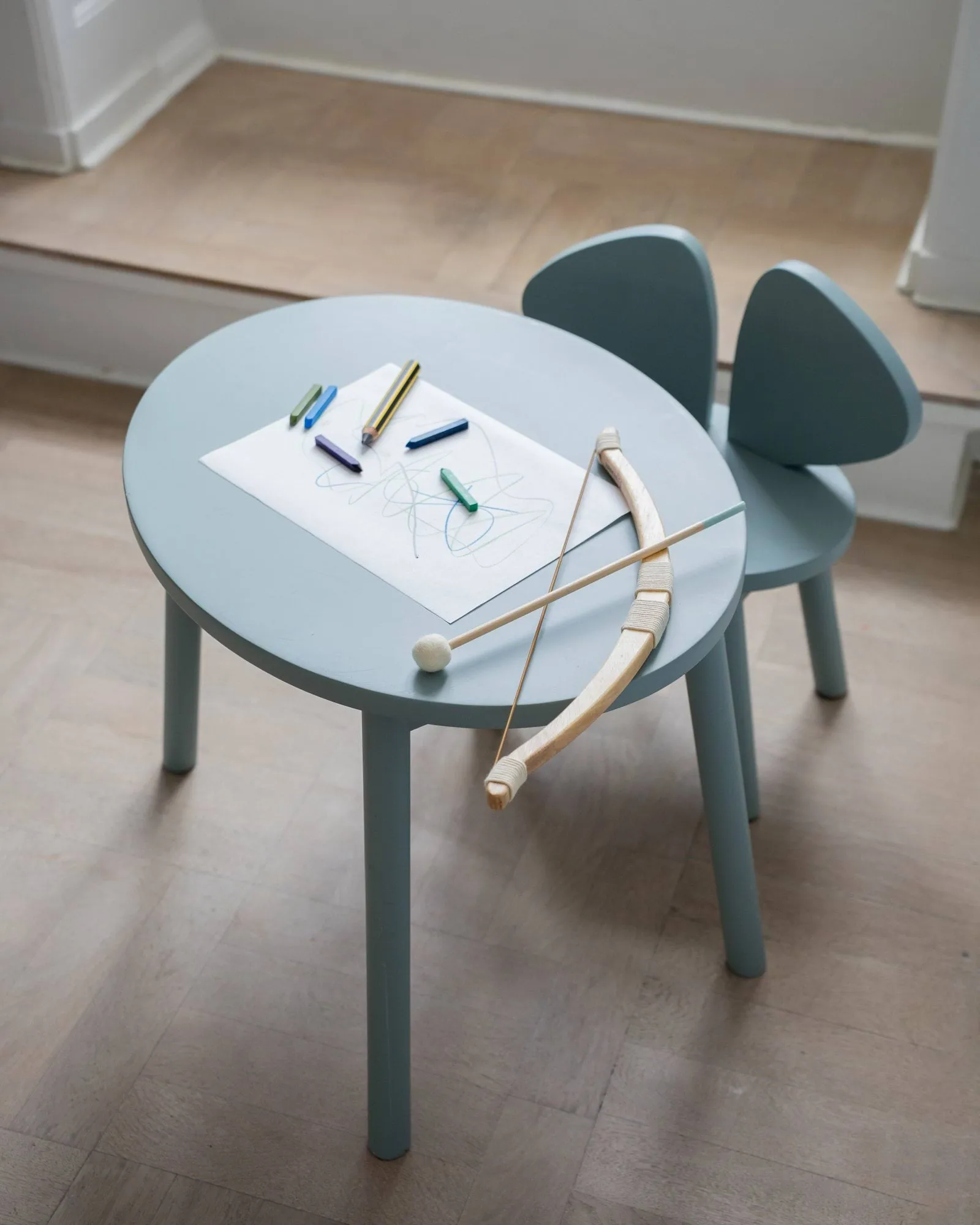 Mouse Chair lastentuoli, oliivinvihreä Nofred