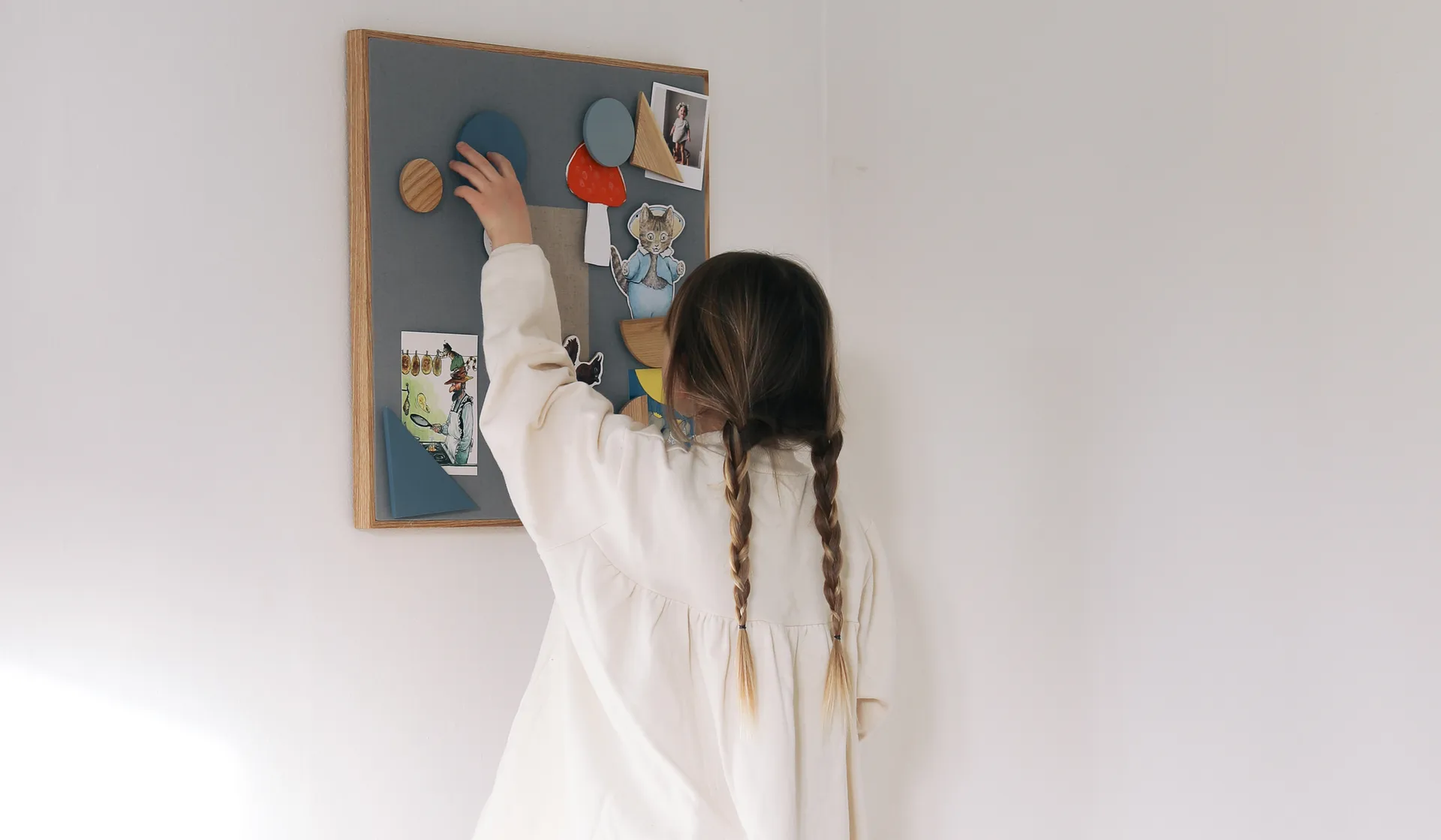 Noticeboard ilmoitustaulu + 3 magneettia, Sininen Nofred