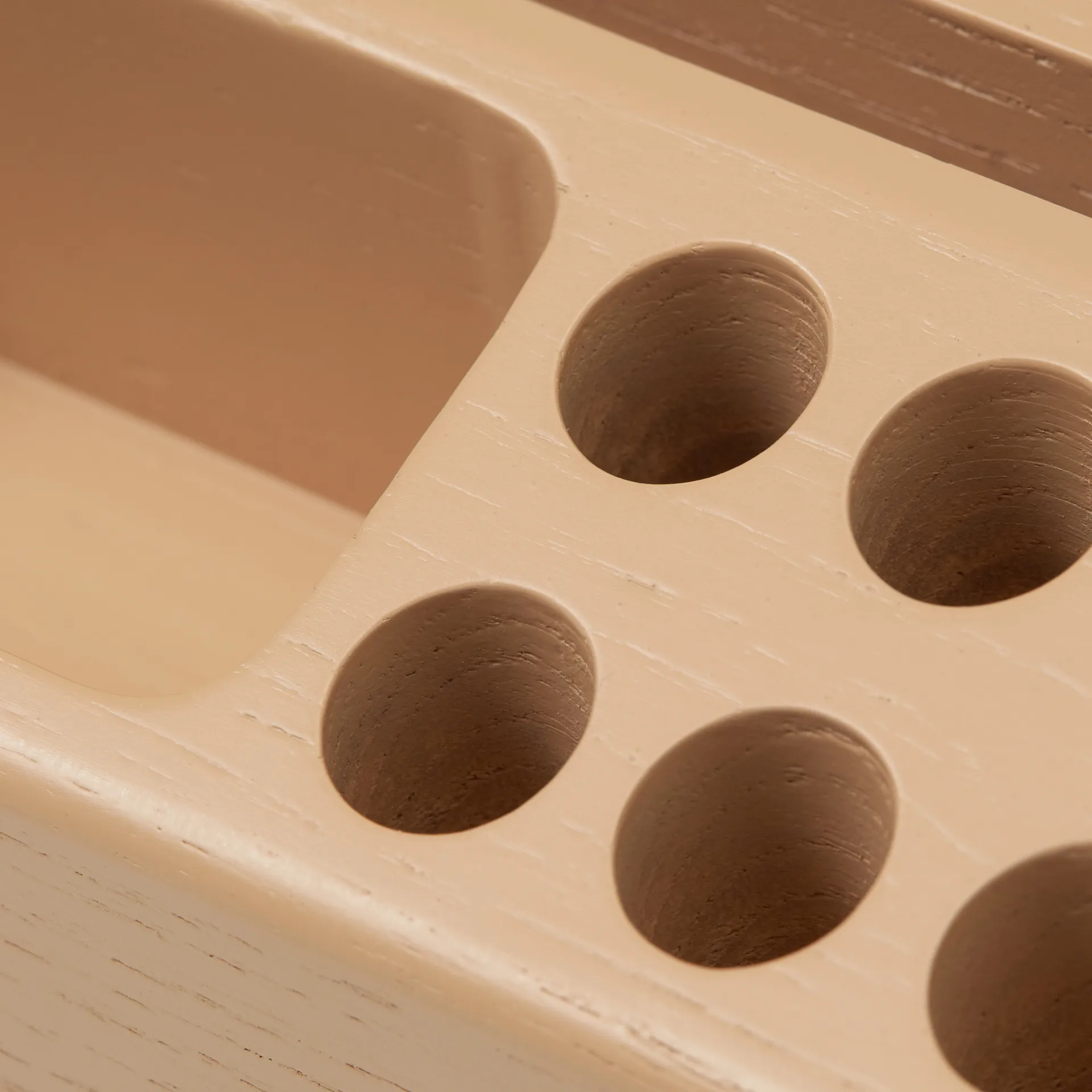 Penholder kynäteline, Hiekka Nofred