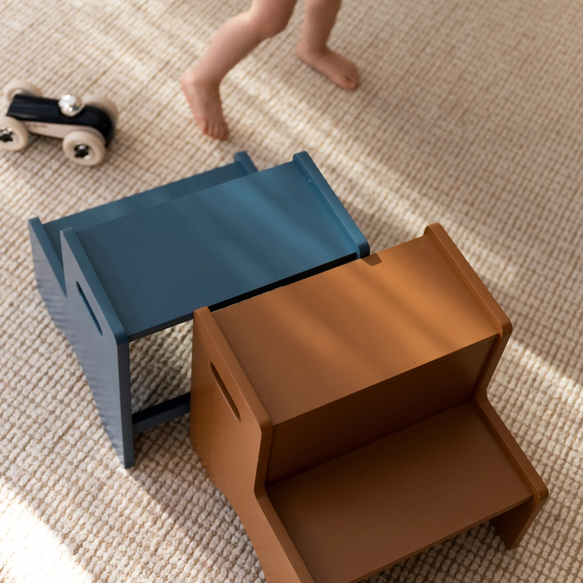 Step Up lasten jakkara, Sininen Nofred