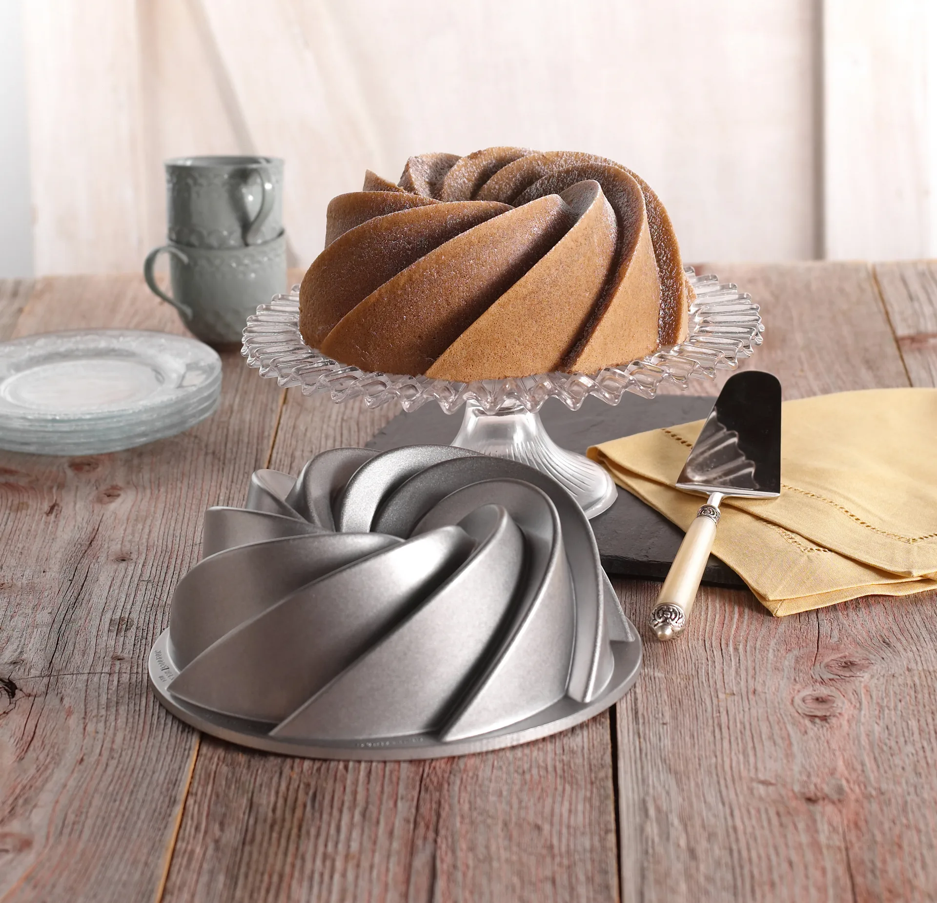 Nordic Ware Heritage bundt -leivontavuoka hopea, 2,4 l Nordic Ware