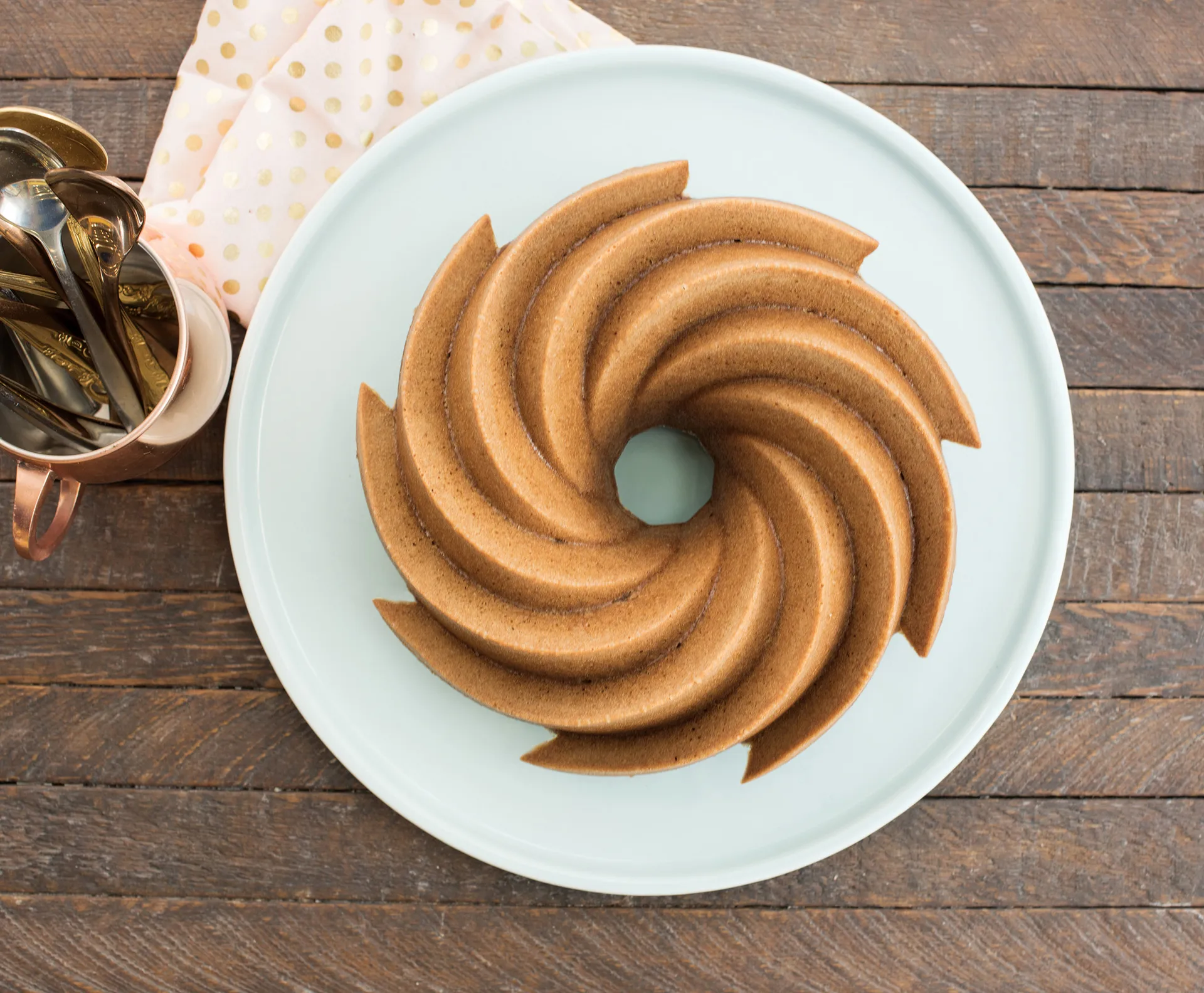 Nordic Ware Heritage bundt -leivontavuoka kulta, 2,4 l Nordic Ware