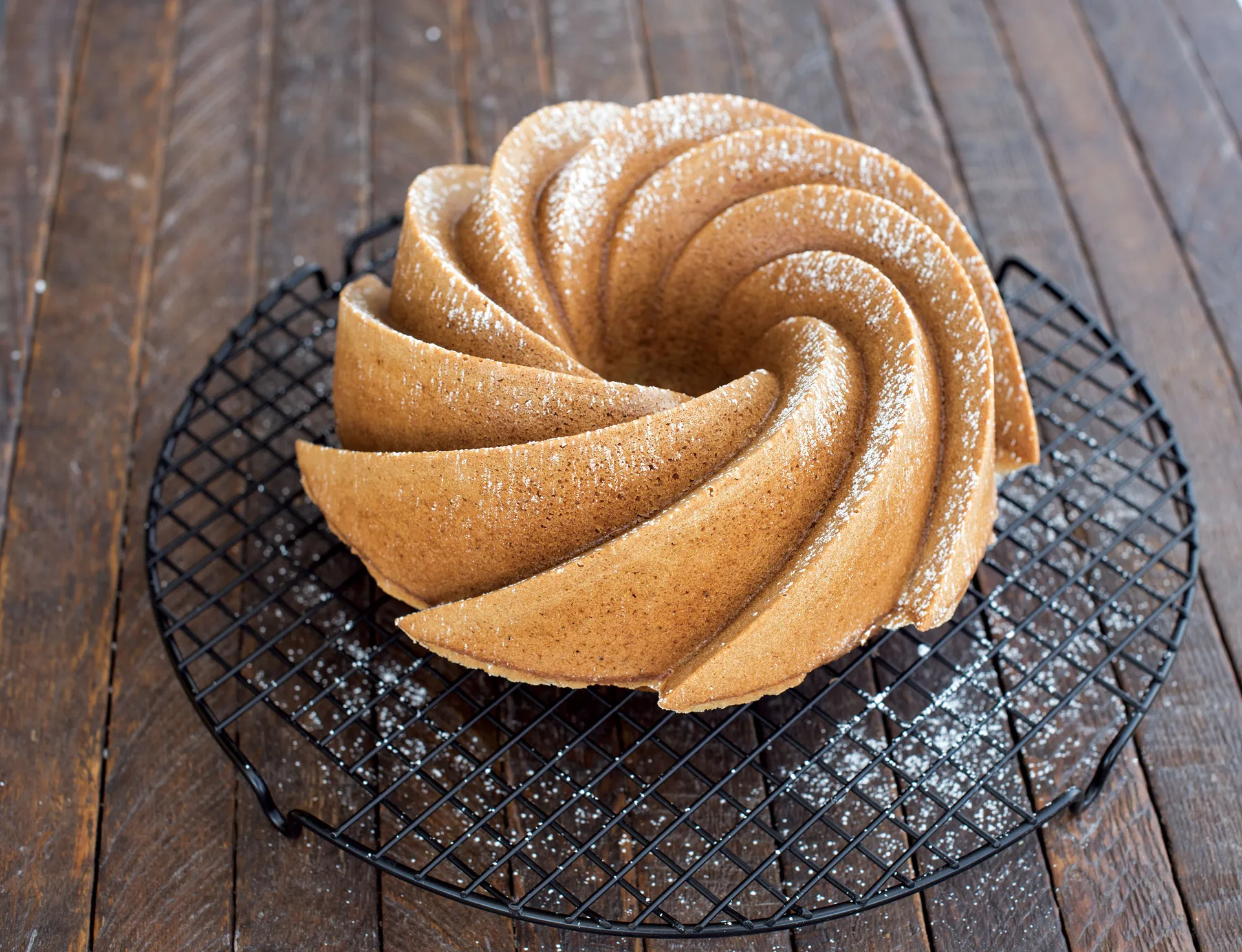 Nordic Ware Heritage bundt -leivontavuoka kulta, 2,4 l Nordic Ware