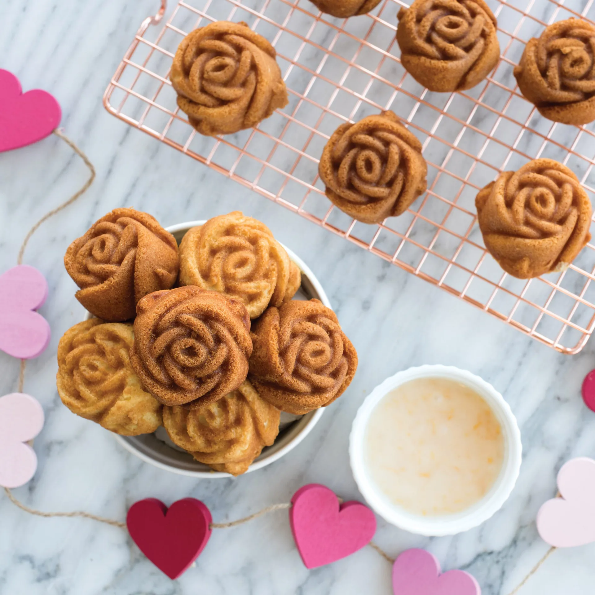 Nordic Ware Rosebud -leivontavuoka, Toffee Nordic Ware