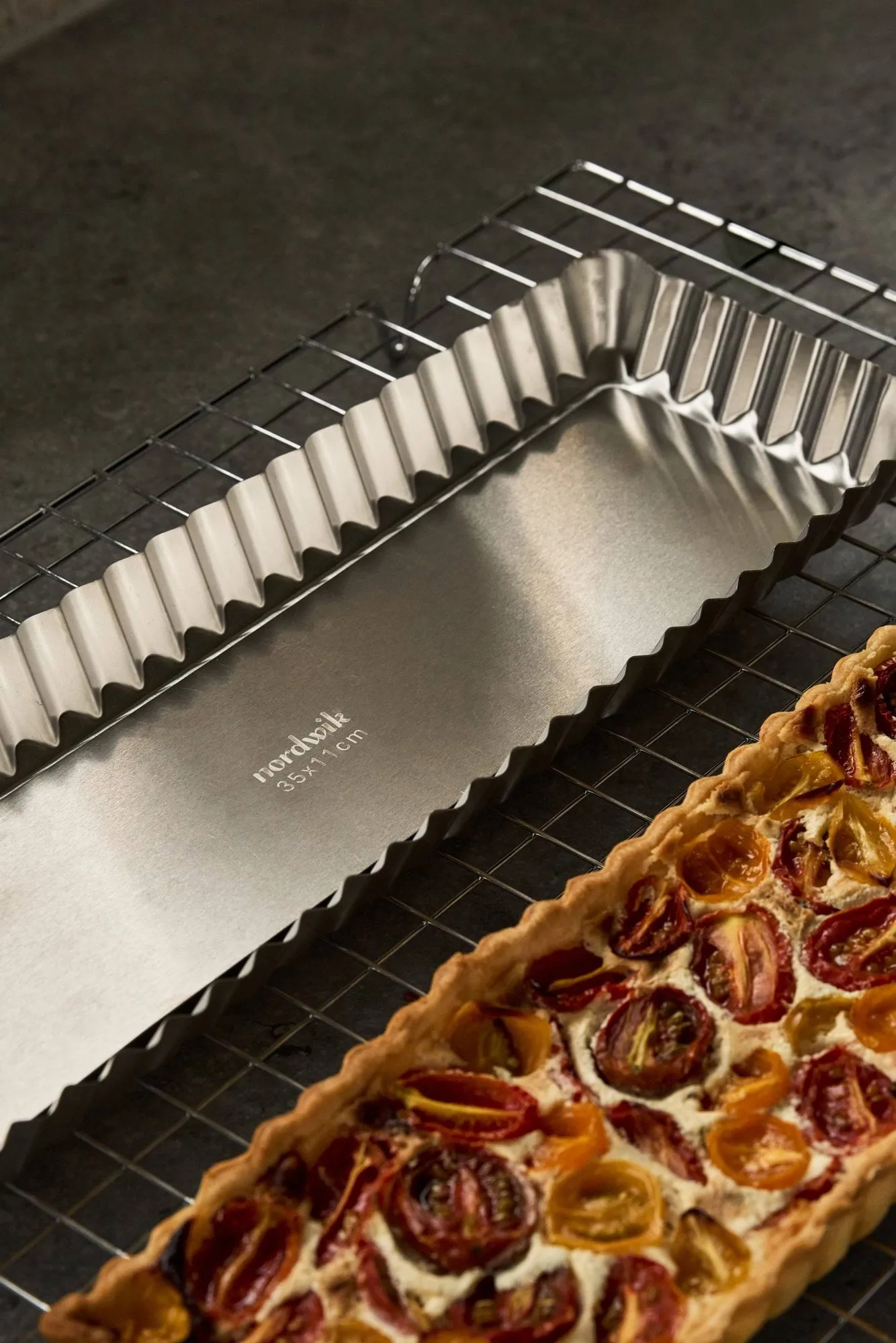 BAKE piirakkavuoka irtopohjalla, Suorakulmainen, ruostumaton teräs, 35x11 cm Nordwik